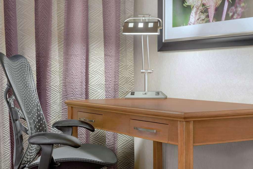 Hilton Garden Inn Спрінгфілд Номер фото